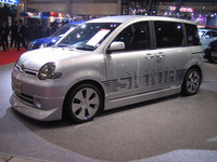 【東京オートサロン'04速報】トヨタ『シエンタ』はイメージ一変 画像
