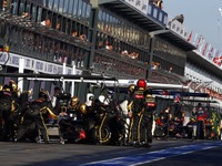 F1、ピットレーンはEV走行を義務づけ…2014年から 画像