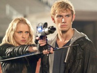 女戦士ナンバー6はスーパーバイク848でぶっ飛ばす 画像