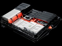 日立化成、車載用負極材の生産能力を倍増 画像