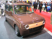 【東京オートサロン'04続報】ピリリとしたニンジンはいかが? 画像