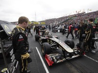 ルノー出火原因はエグゾーストのオーバーヒート？ 画像