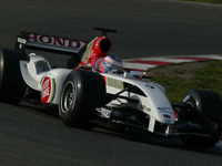 【ホンダF1ストーキング】「BAR006」鮮烈のデビュー 画像