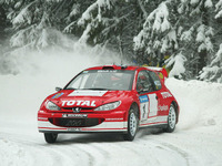 【WRCスウェディッシュラリー】滑っているのか、走っているのか 画像