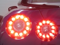 日産 GT-R バージョンアップキット…リヤコンビランプが4灯同時点灯 画像