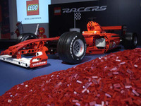 「レゴ・レーサー」登場---ブロックで作られた実物大フェラーリF1も 画像