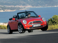 【ジュネーブモーターショー'04出品車】『MINIコンバーチブル』見えた! 画像