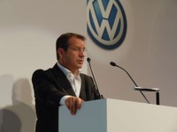 VW パサート 新型、累計受注2000台超…発売3か月 画像