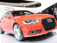 アウディ A6 新型、最高の衝突安全性評価…米IIHS 画像
