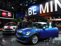 【フランクフルトモーターショー11】MINIは鮮やかに攻める 画像
