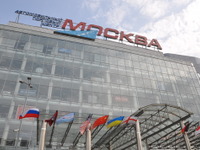 新車、中古車入り乱れ…モスクワの自動車流通センター 画像