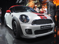 【フランクフルトモーターショー11】MINI クーペ ジョンクーパーワークス 詳細画像 画像