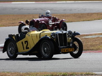 往年の名車や現代のスーパーカーが集合　10月15日 画像