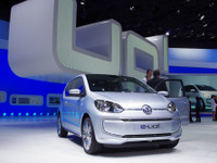 【フランクフルトモーターショー11】VW e-up! 詳細画像…EVは2013年登場 画像