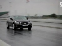 日産 フーガHV、0-400mギネス記録の瞬間［動画］ 画像