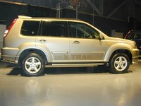 【これが日産『エクストレイル』だ! Vol. 10】電車の窓が快適性を? 画像