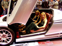 【ジュネーブモーターショー'04速報】トヨタ『アレサンドロボルタ』…ハイブリッドスーパースポーツ 画像