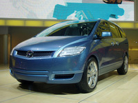 【ジュネーブモーターショー'04速報】3ナンバーがお得かと…マツダ『MXフレクサ』 画像