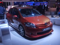 トヨタ オーリスTRD…180psスーパーチャージャー 画像