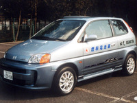 ホンダ『FCX』を出光興産に納車 画像