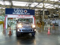 タイ洪水、トヨタ3工場を22日まで稼働停止 画像