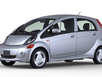 三菱自動車、北米仕様 i-MiEV の生産を開始 画像