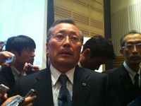 マツダ山内社長、円高で「糸が切れる直前」 画像