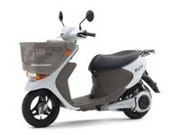 【東京モーターショー11】スズキ、電動スクーター e-Let's を出品 画像