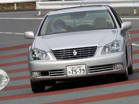 【インプレ'04】桂伸一 　トヨタ『クラウン』　独得の雰囲気が感じられなくなったのは寂しい 画像