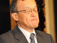それでも外国人社長の「資質は問題」...オリンパス高山社長 画像