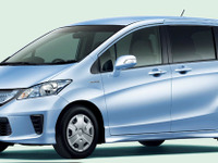 ホンダ フリード 一部改良…HV受注の割合が6割に 画像