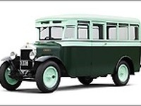 【東京モーターショー11】いすゞ、実走行可能な最古のバスから最新のPHVトラックまで 画像