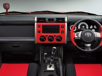 トヨタ FJクルーザー 新パッケージ追加…黒と赤 画像