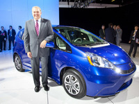 【ロサンゼルスモーターショー11】ホンダ フィット EV に市販版…2012年夏発売 画像
