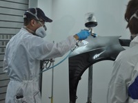 【ベストペインターコンテスト11】福島県の学生を招いて塗装デモンストレーション…BASFコーティングスジャパン 画像