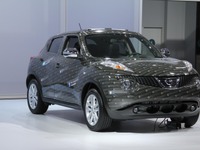 【ロサンゼルスモーターショー11】日産 ジューク にFacebook ＆ Twitter仕様 画像