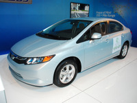 【ロサンゼルスモーターショー11】ホンダ シビックCNG 詳細画像…グリーンカーオブザイヤー 画像