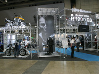 【東京モーターサイクルショー04】BMWといえば…水平対向エンジン 画像