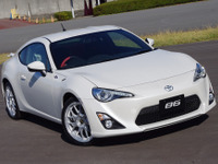 トヨタ 86 先行公開…2000GT のオーラが息づくデザイン 画像