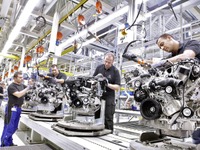 ダイムラー、メルセデスのドイツ工場に投資…次世代パワートレイン生産へ 画像
