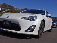 トヨタ 86 先行公開…「改造して遊んでほしい」ハチロクの魂受け継ぐ 画像