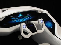 【東京モーターショー11】三菱電機、曲面に対応したディスプレイを開発  画像