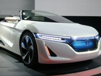 【東京モーターショー11】ホンダ EV-STER…ビート 後継とは今のところ言えないが 画像