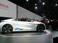 【東京モーターショー11】ホンダ EV-STER…ビートじゃないけどビートにもなる 画像