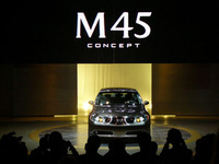 【ニューヨークモーターショー04】写真蔵…インフィニティ『M45』/日産『セドリック/グロリア』コンセプト 画像