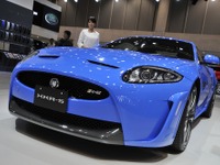 【東京モーターショー11】ジャガー XKR-S は1750万円 画像