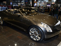 【ニューヨークモーターショー04】ビュイック『ベライト』…精鋭 画像