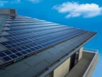 ダイキン、自社ブランドで住宅用太陽光発電システムを発売 画像