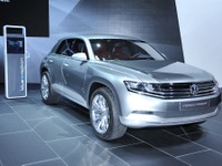 【東京モーターショー11】VW クロスクーペ…4ドアクーペとコンパクトSUVの融合 画像