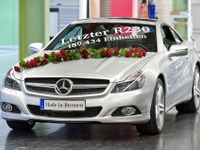 メルセデスベンツ SL 現行型…最終モデルがラインオフ 画像